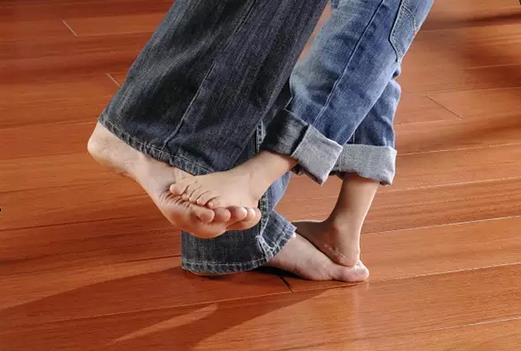 ���Ի����ذ壺�е��̵ĸ߶˻����ذ�Ʒ��